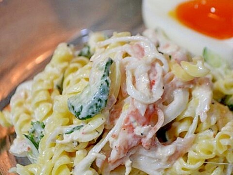 カニカマとツナと卵で♪具だくさんマカロニサラダ